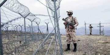 ایران جاری ییل یکونی‌گه قدر افغانستان بیلن چیگره‌سیده ۳۰۰ کیلومتر دیوار تارته‌دی