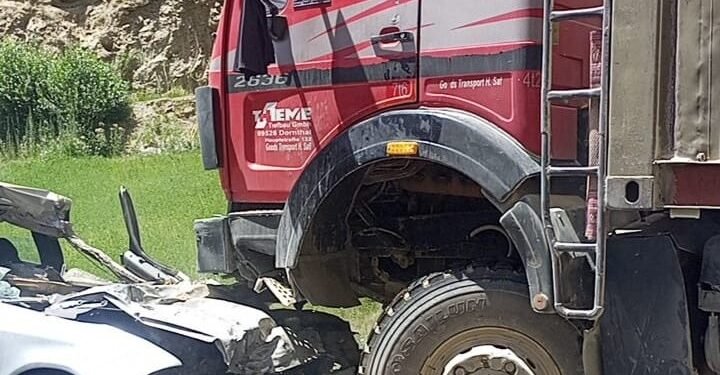 ‌بامیان‌ده یوز بېرگن ترافیکی حادثه‌ده بیش کیشی جان بېردی