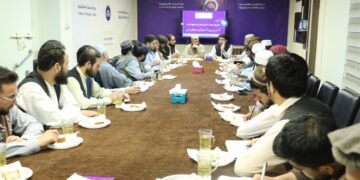 طالبان ایران بیلن افغانستان علاقه‌سی توغریسیده ییغین اوتکزگن