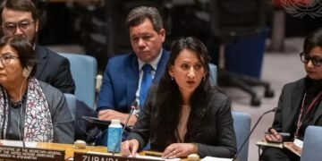 افغانستان‌لیک عیاللری حقلری فعالی زبیده اکبر خلق‌ارا بیر مکافات‌‌گه قۉل تاپدی