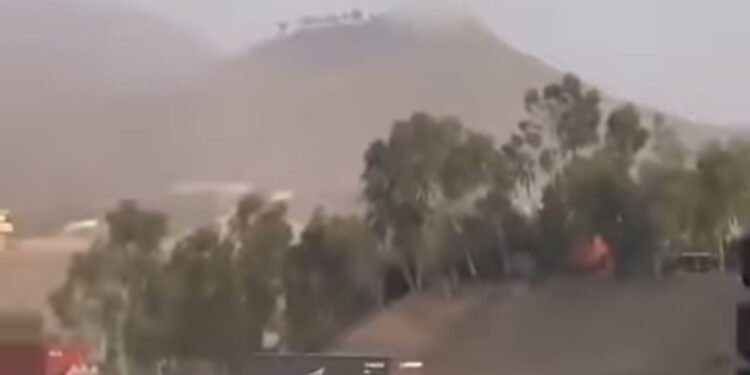 تورخم‌ده طالبان و پاکستان کوچلری آره‌سیده تۉقنه‌شوو یوز بېرگن