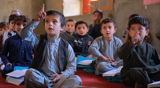 اروپا اتفاقی افغانستان باله‌لری اوچون ۱۳ میلیون یورو یاردم بېرگن