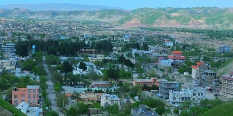 بادغیس‌ده بیر عیال تورموش اورتاغی و اوغلینی اۉلدیرگن