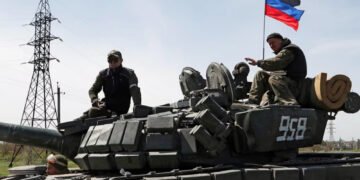 روسیه‌لیک کوچلر اوکراین‌ شهرلریدن بیرینی باسیب آلدی