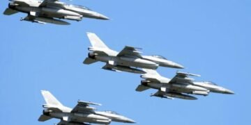 امریکا تامانیدن اوکراین‌گه اف-۱۶ اوچاق‌لری یوباریلگن