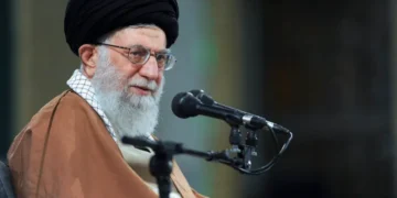 خامنه‌ای اسراییل‌گه قرشی هجوم قیلیش‌نی بویوردی