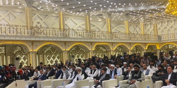 کابلده اۉزبېکستان و افغانستان بزنس فورمی آچیلدی