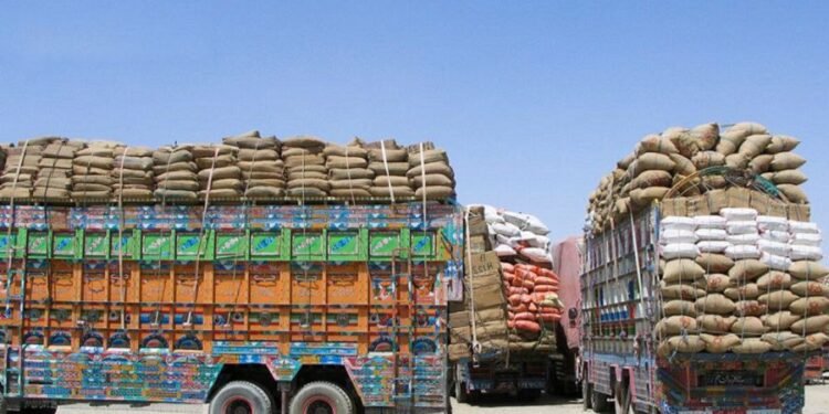 پاکستان مرکزی بانکی: پاکستان نینگ افغانستانگه بۉلگن صادراتی کمیده تۉرت فایز آشگن