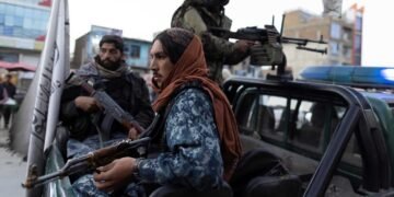 طالبان بیر نیچه داعش اعضاسی قۉلگه آلینگنیدن خبر بېردی