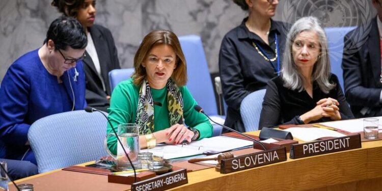 بیرلشکن ملتلر تشکیلاتی ییغینی؛ طالبان‌دن تنقید ینه تیلگه آلیندی