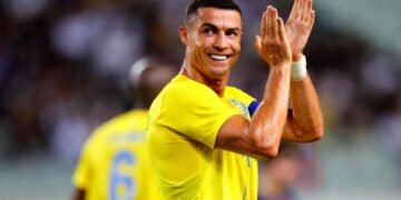 رونالدو آتی گینس رکوردلر کتابی‌گه کیریتیلگن