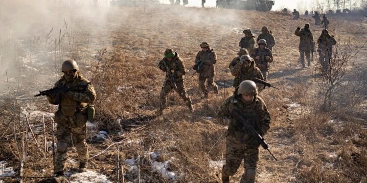 روسیه اوروشی اوکراین شرقی‌ده انچه آلدین‌ کېتگن