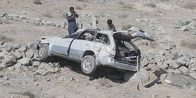 بغلان‌ده یوز بېرگن ترافیکی حادثه‌ده اۉن کیشی اۉلیب و یره‌لنگن