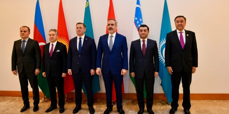 تورکی دولتلر تشقی ایشلر وزیرلری اوچره‌شدی