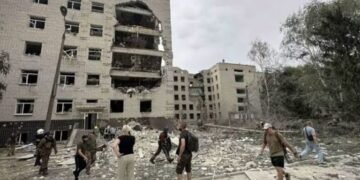 روسیه‌نینگ اوکراین‌ده‌گی ینگی هجومی؛ ۳۰۰ دن آرتیق کیشی اۉلیب و یره‌لنگن