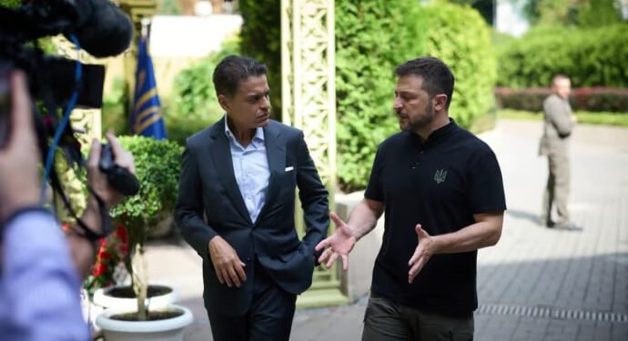 زیلینسکی بایدن‌گه «اوکراین غلبه‌سی» ناملی بیر ریجه‌نی تقدیم اېته‌دی