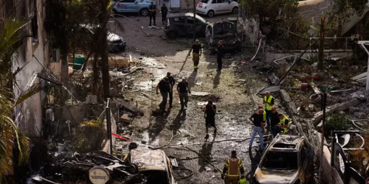 ایران‌ده تاش کومیر کانی‌ده پارتلش یوز بېرگنی باعث اۉنلرچه کیشی جان بېرگن