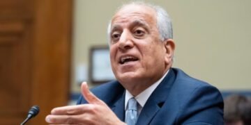 خلیلزاد طالبان‌گه دینی تعلیم بېریلیشی کېره‌ک دېگن