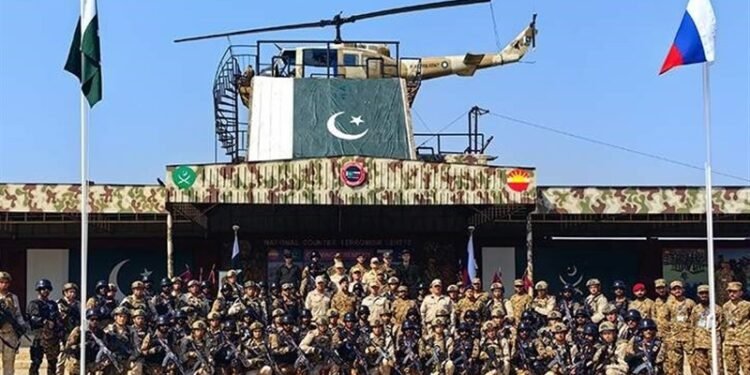 پاکستان و روسیه مشترک حربی مشق باشله‌گن