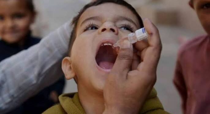 افغانستان‌ده پولیوگه قرشی ایملنیش کمپاینی باشلندی