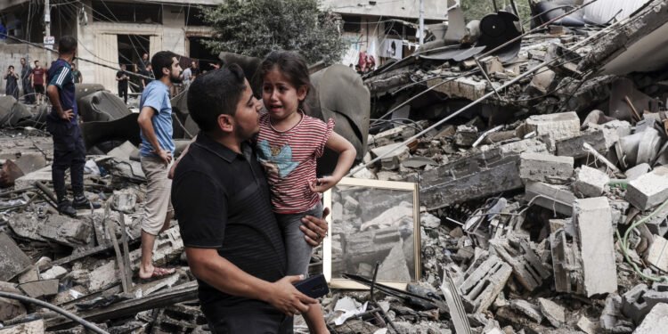 اسراییل نینگ غزه‎‌ده‌گی ینگی هجومی؛ اۉنلرچه باله شامل ۸۰دن آرتیق کیشی جان بېردی