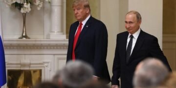 پوتین و ترامپ اوکراین اوروشی تۉغریسیده صحبت‌لشگن