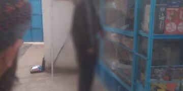 تخار خصوصی مکتب‌لریدن بیریده بیر شخص آسیلیب اۉلدیریلگن