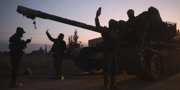 سوریه‌ده ایچکی اوروش؛ بشار اسدگه قرشی قورالی‌لر جدی آلغه سیلجیماقده