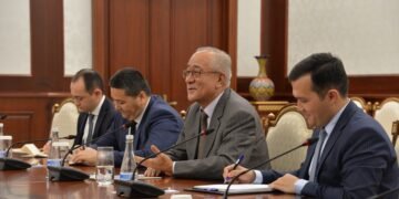 اروپا و اۉزبېکستان وکیللری افغانستان خصوصیده اوچره‌شگن