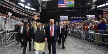 هندوستان باش وزیری ترامپ‌نی سیلاوده غلبه‌سی بیلن تبریک‌لدی