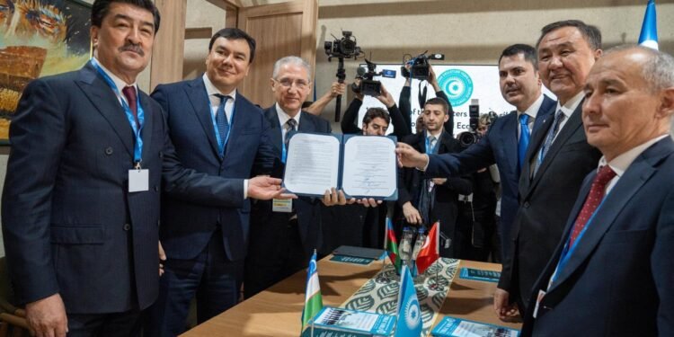 تورکی دولتلر تشکیلاتی‌ نینگ یشش محیط ایشلری بوییچه وزیرلری اوچره‌شدی