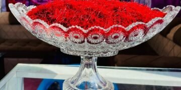 هرات‌ده ایکی کون‌لیک «زعفران چیچکی» فیستوالی اۉتکزیلدی