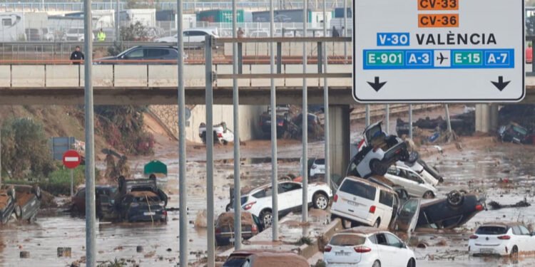 اسپانیاده تاشقین قربان‌لری رقمی ۲۰۰ کیشی‌دن آشگن