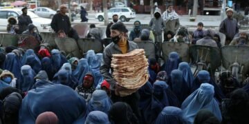 افغانستان‌ده ۲۳.۷ میلیون کیشی انسان‌پرورلیک یاردم‌گه محتاج دیر