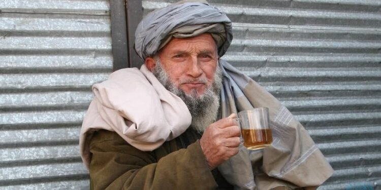 یوناما: قیش موسومی‌ده افغانستان جمعیتی کۉپراق یاردم‌گه محتاج بۉله‌دی