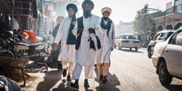 طالبان چیکلاولری سایه‌سیده‌گی افغانستان؛ اۉتگن بیر ییل‎‌ده سیاست، اقتصاد و انسان حقلری وضعیتی‌گه قره‌ش