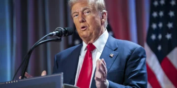 ترامپ بریکس تشکیلاتی‌گه اعضا مملکتلرنی آگاه‌لنتیردی