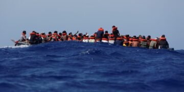 یونان‌ده افغانستان‌لیک مهاجرلر قایغی چوکیب کېتگن