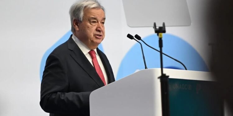 خلق‌ارا مهاجرلر کونی؛ گوتریش: مهاجرلر ظلم و تبعیض‌لر بیلن دوچ دیر