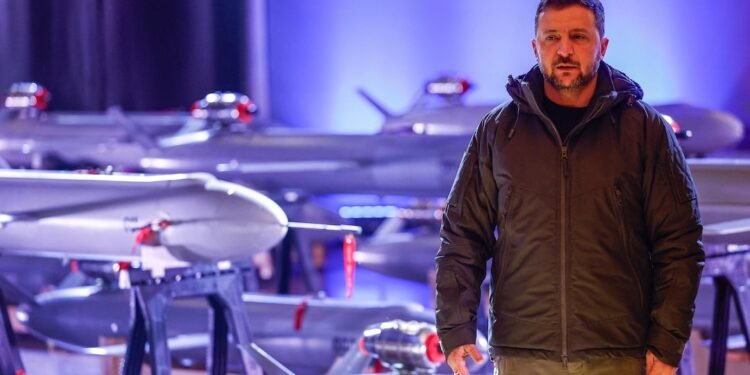 اوکراین مملکتی ایشلب چیقارگن کوچلی راکته‌سینی تانیشتیردی