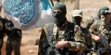 سوریه‌ده قوراللی گروه‌‌لر تۉرتینچی شهرنی هم باسیب آلدی