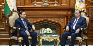 پاکستان و تاجکستان رسمی‌لری ترورچیلیککه قرشی کوره‌ش خصوصیده بحث قیلگن