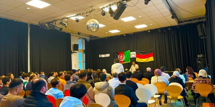 جرمنی‌ده «تورکستان بیرلیگی» اویوشمه‌سی نینگ کنگره‌سی اۉتکزیلدی