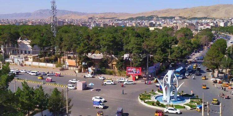 آزادلیک جبهه‌سی هراتده اوچ طالب‌نی اۉلدیرگنینی ادعا قیلدی