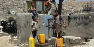 افغانستا‌ن‌ده سوو آزلیگی معماسی خواطرلرنی اۉرته‌گه آلیب کېلگن