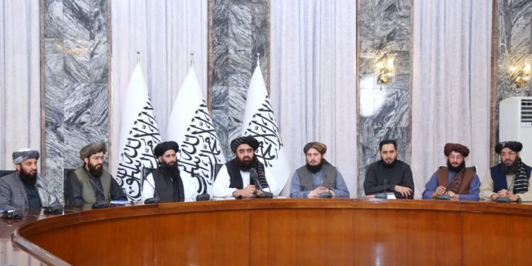 طالبان تشقی ایشلر وزیرلیگیده اوزگریش؛ ینگی اۉرین باسر ایش‌گه باشله‌دی