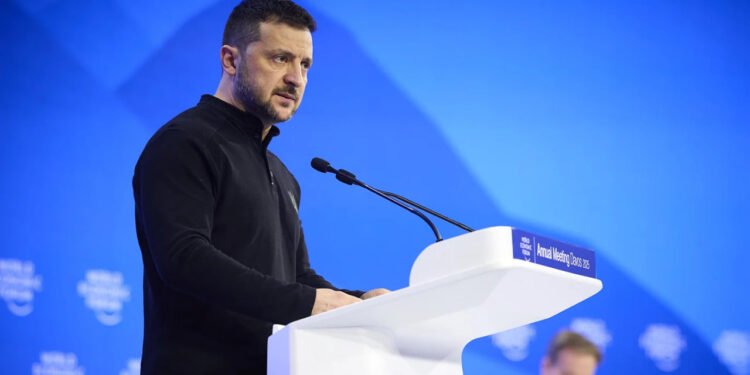 زیلینسکی روسیه بیلن تینچ‌لیک مذاکره اوچون شرط‌لرینی اعلام قیلدی