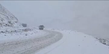 مملکت کۉپلب ولایتلری جمله‌دن تورکستان و قطغن‌ قار یاغیشی‌گه گواه دیر