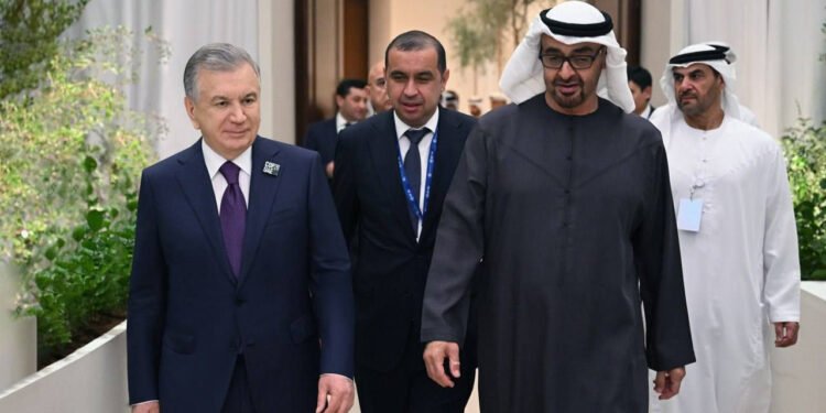 اۉزبېکستان جمهور باشلیغی رسمی بیر تشریف بیلن بیرلشکن عرب امیرلیگیگه باره‌دی