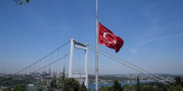 تورکیه‌ده بوگون عمومی ماتم کونی اعلام اېتیلدی